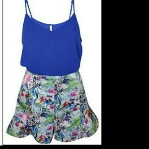 Jealous Tomato Floral Print Romper Size Me…